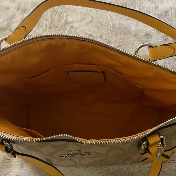 Coach bag - Picture 3 of 3